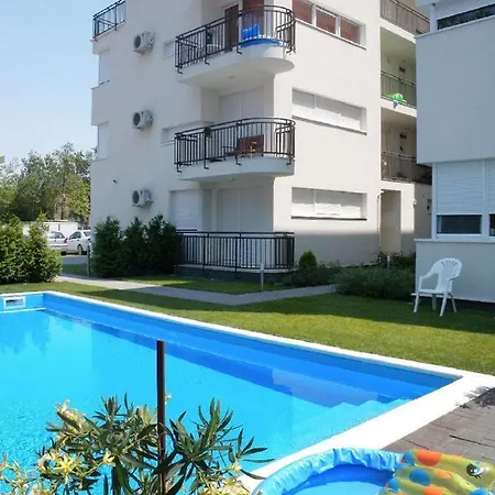 Apartment In Siofok/balaton 19738 *